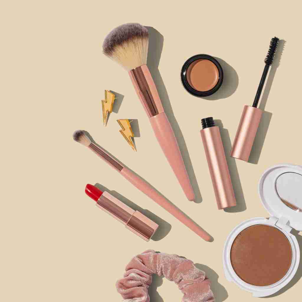 Step-by-Step Guide: Creating a Stunning Cut Crease Eye Makeup Step-by-Step Guide: Creating a Stunning Cut Crease Eye Makeup