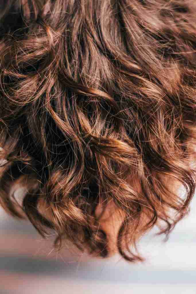 The Best Ways To Style Frizzy Hair The Best Ways To Style Frizzy Hair